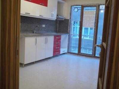 HÜDAVERDİ / ŞAHİN APARTMANI